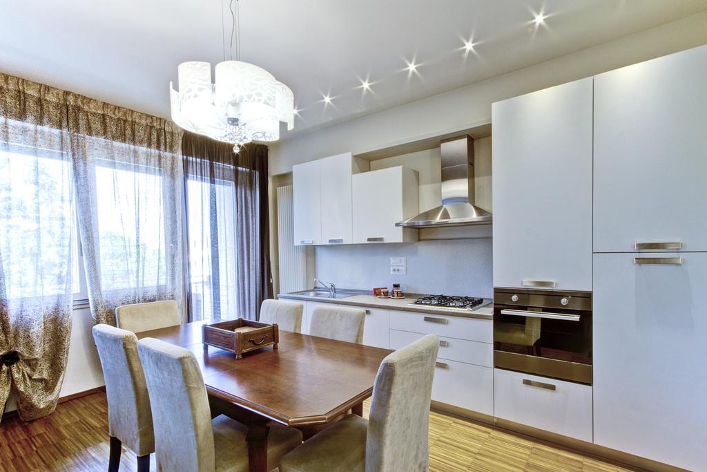 Appartamento Crima Luxury Misano Adriatico Bagian luar foto